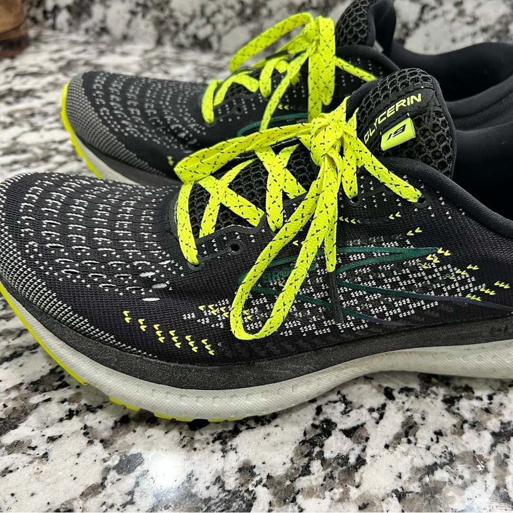 Womens Brooks Glycerin 19